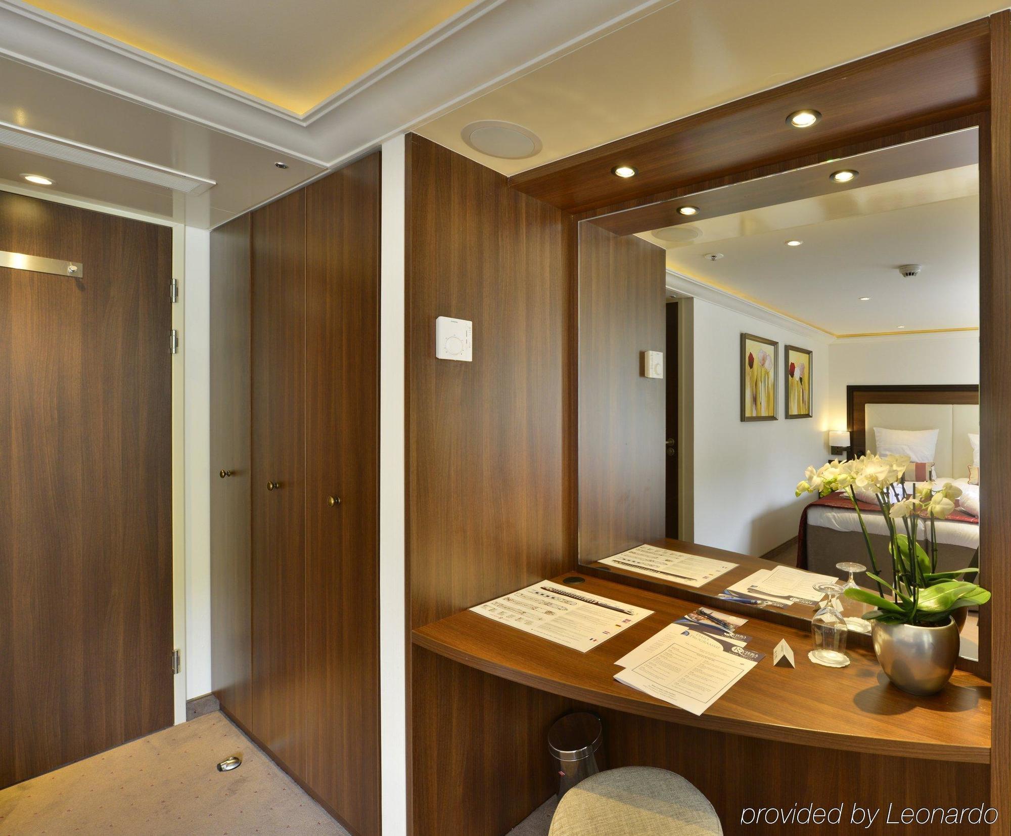 Faircruise Business Hotelship Cologne Exterior photo